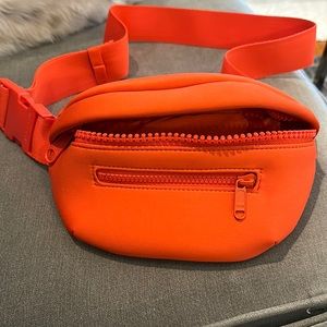 Dagne Dover ace Fanny pack